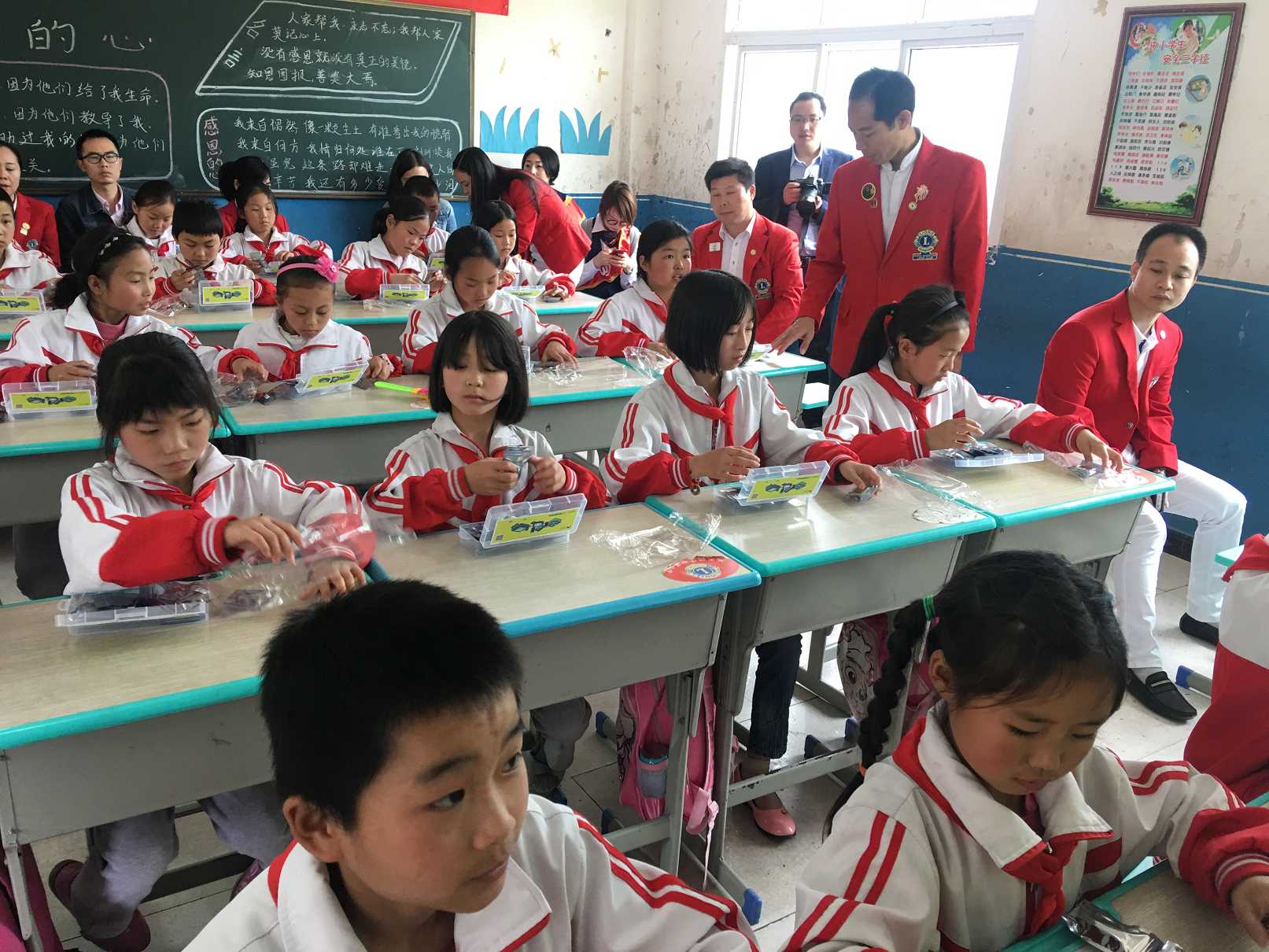 上海STEAM教育之造物的四川达州助学之旅